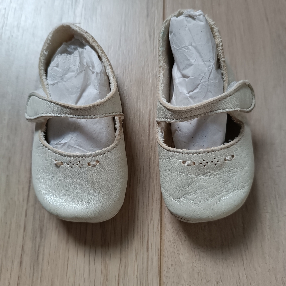 Cream Kids Shoes